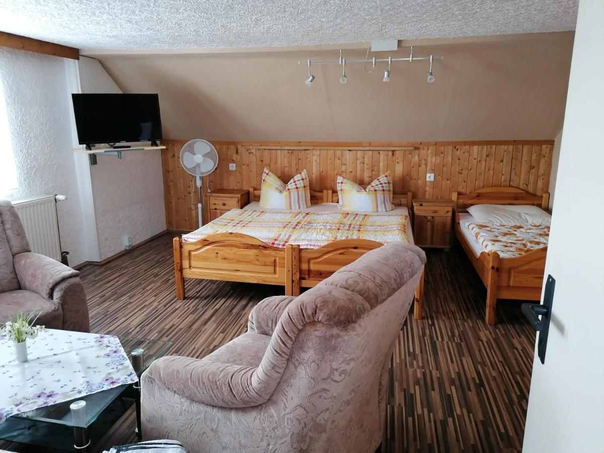 Ferienwohnung Felsblick Mittelndorf Екстер'єр фото